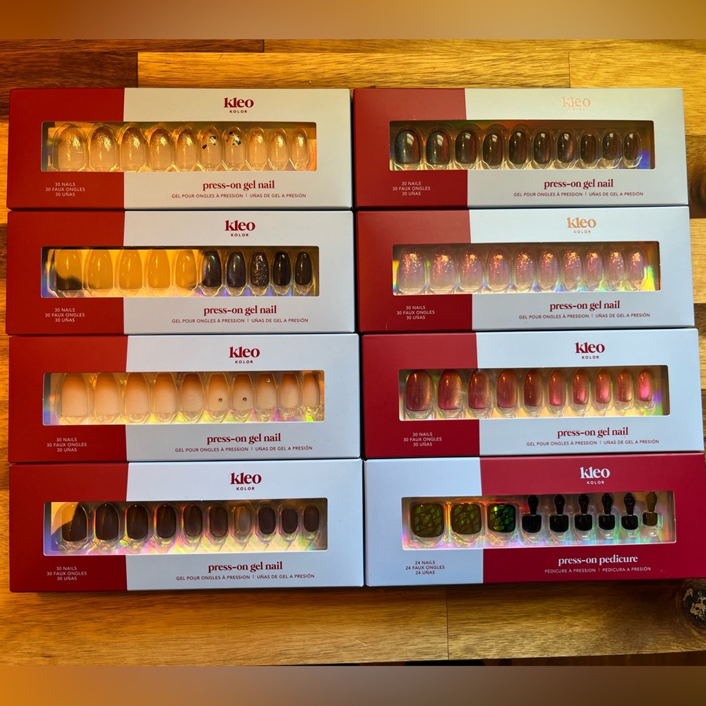Kleo Color Press-On Gel Nails - Multicolor Set of 8